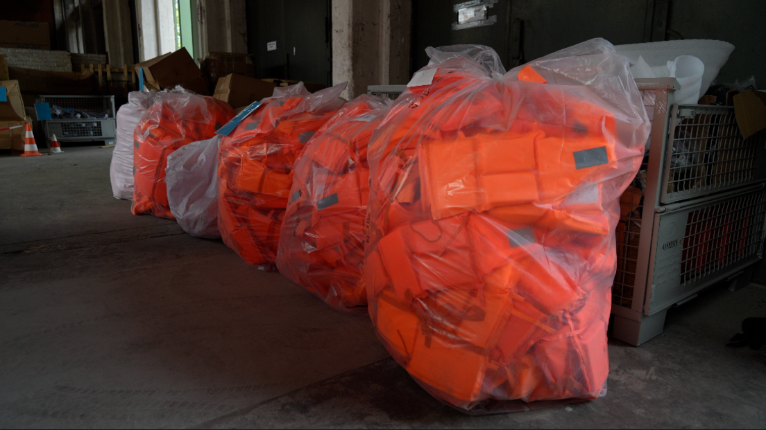 Germans Raid Warehouse to Stem English‑Channel Smuggling