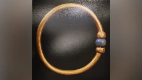 Ancient Egyptian Gold Bracelet Reportedly Missing: Search Underway