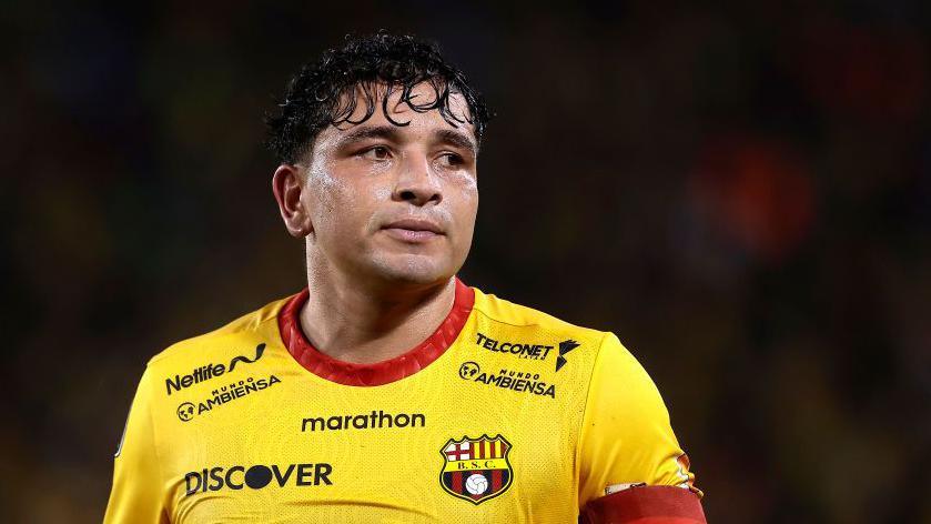 Tragic Death of Ecuador Footballer Mario Pineida: A Rising Star Lost to Violence