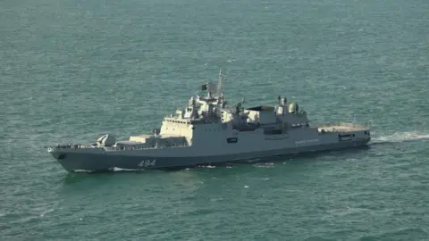 Russian Warship Fires Warning Shots Near UK-Registered Yacht in English Channel