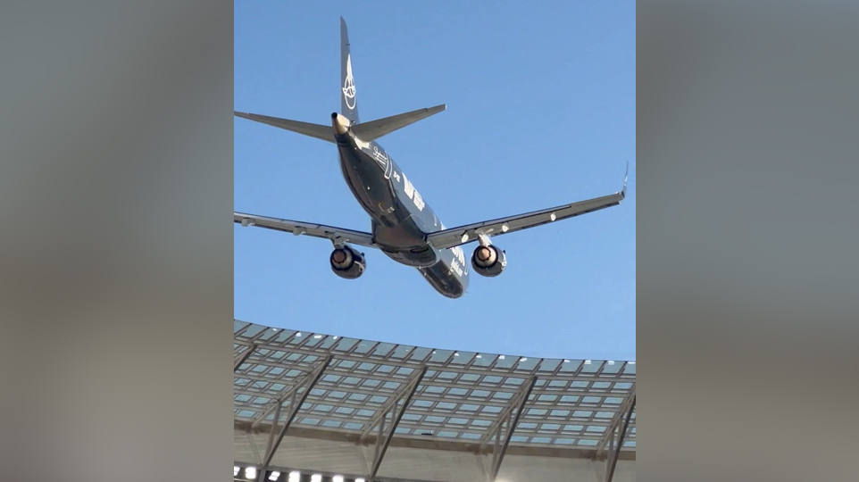 Airlink Defends Daring Low‑Altitude Flypast Over Cape Town Stadium