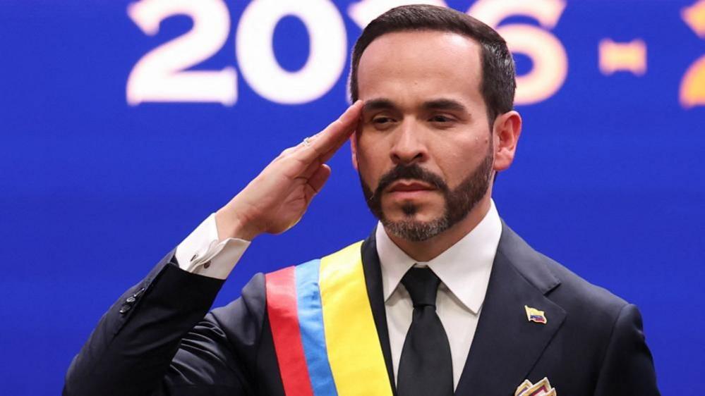 US Offers $1 Billion to Colombia on New President’s First Day