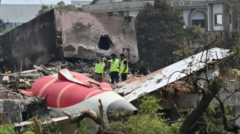 India's Supreme Court Slams Aviation Authority Over Air India Crash Response