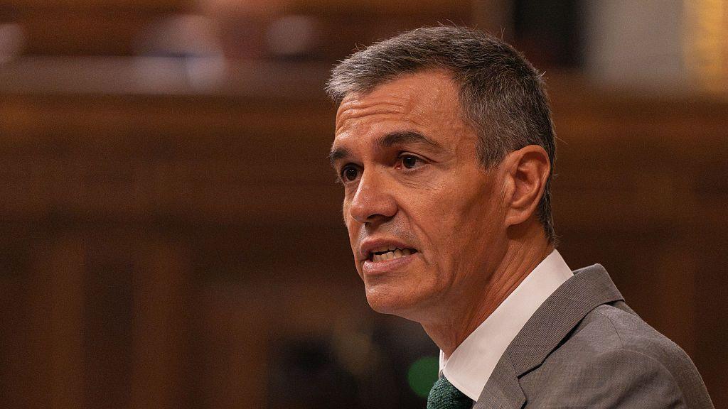 Spanish PM Sánchez Calls Early Election Amid Housing Crisis Protests