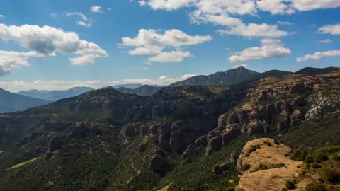 British Paraglider Killed in Spain Crash Near Tremp