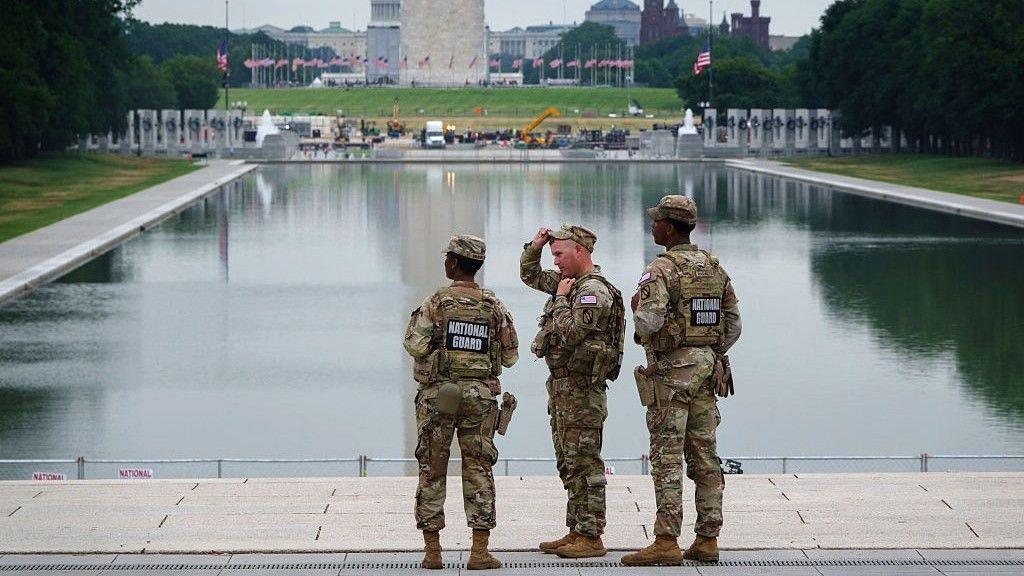 Trump Administration Drops Vandalism Charge in Reflecting Pool Incident