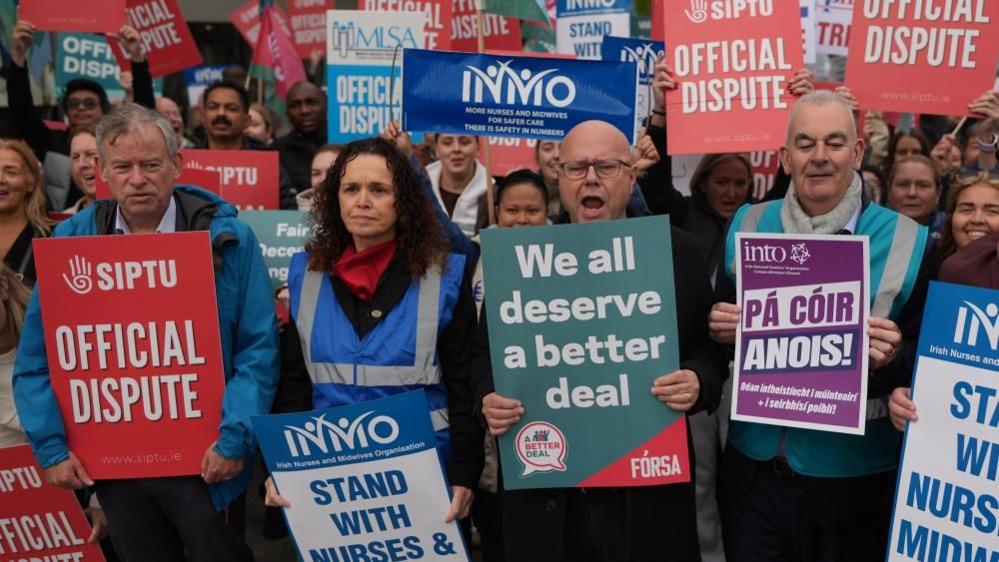 Public‑sector protestors in Dublin