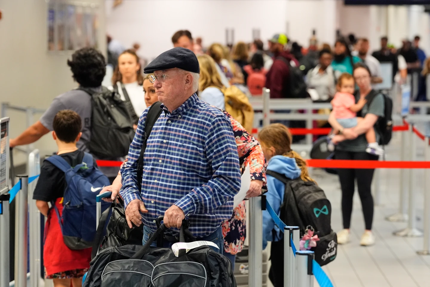 Navigating Thanksgiving Travel: Tips to Tame the Holiday Rush