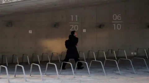 South Korea Creates App to Monitor Stalker Locations in Real-Time