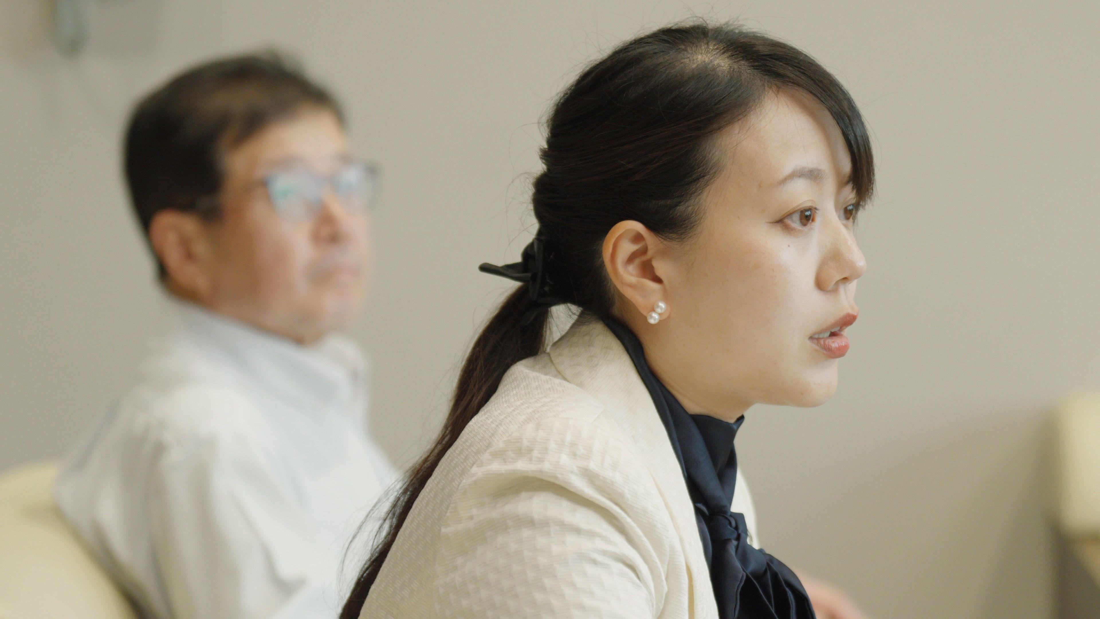 Japan's First Female Mayor to Take Maternity Leave Sparks Nationwide Debate