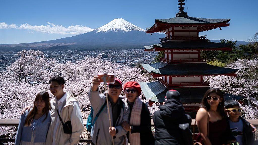 Japan Raises Permanent Residency Fees 20‑Fold, Adds Stricter Language & Income Rules