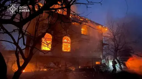 Poland Activates Fighter Jets Amid Russian Strikes on Kyiv Before Key Peace Talks