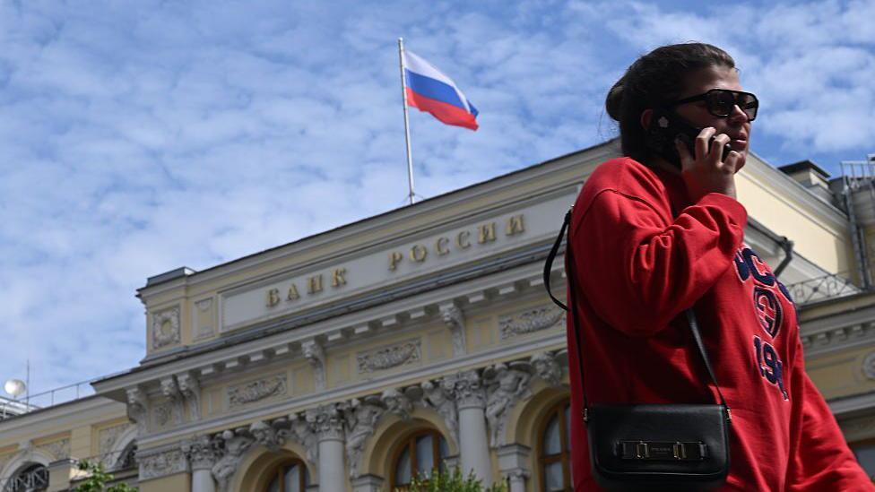 Bombing at Moscow's Balzi Rossi Restaurant: On the Scene with BBC Russia Editor