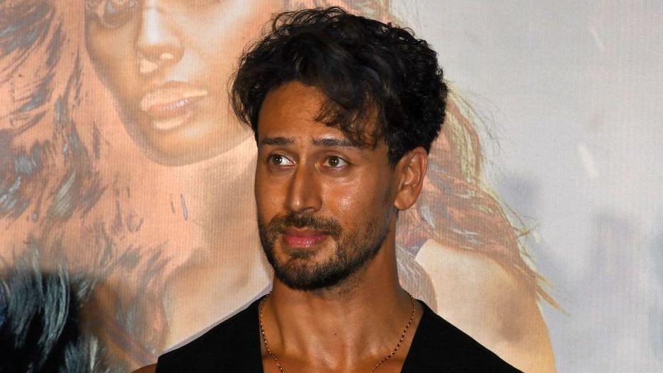 Bollywood Star Tiger Shroff Escapes Mumbai Shooting