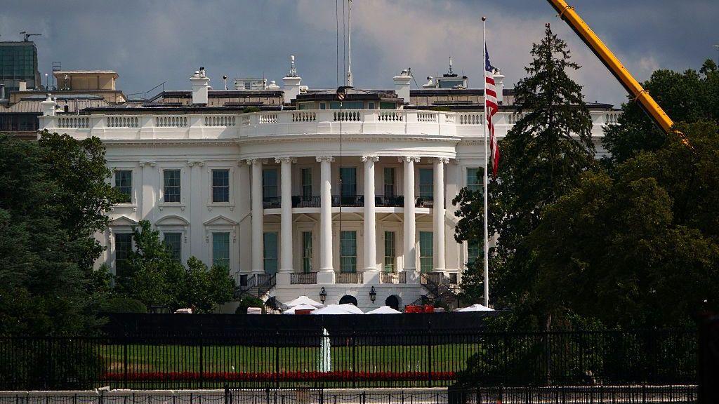 Ex-White House Teleprompter Operator Ordered to Pay $172,000 for Betting on Trump Speeches