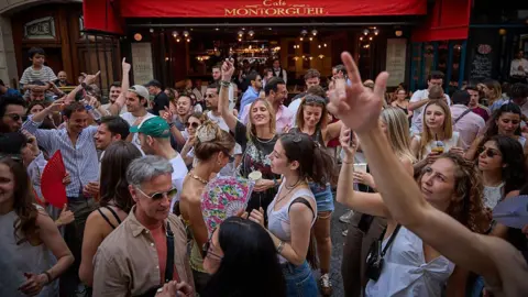 France Bans Alcohol at Major Music Festival Amid Record‑Heatwave