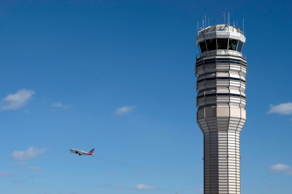 Lawmakers Push for Enhanced Aircraft Locator Systems After Tragic Collision