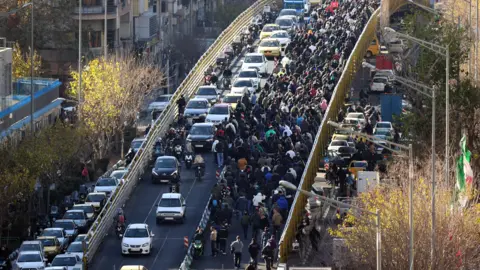 Widespread Protests Erupt Across Iran Amid Soaring Inflation and Currency Collapse