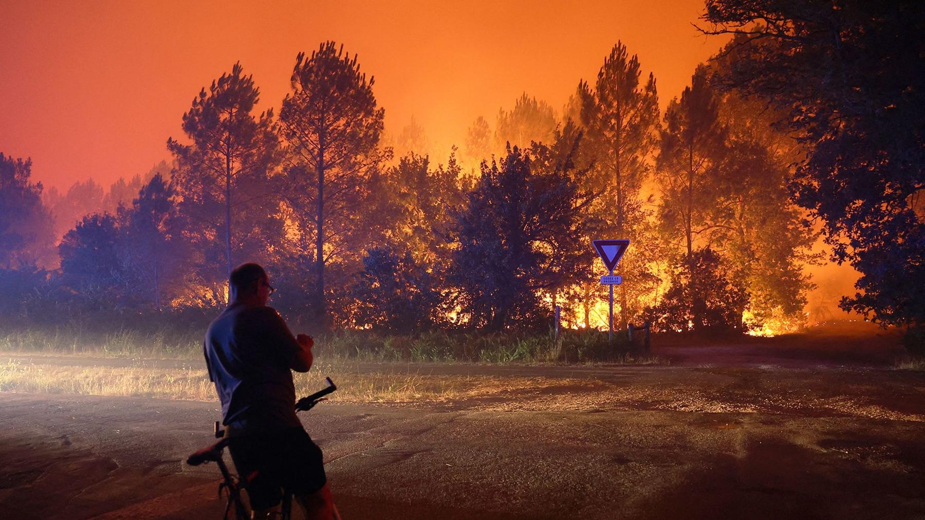 French Wildfires Force Evacuations of 12,000 Residents