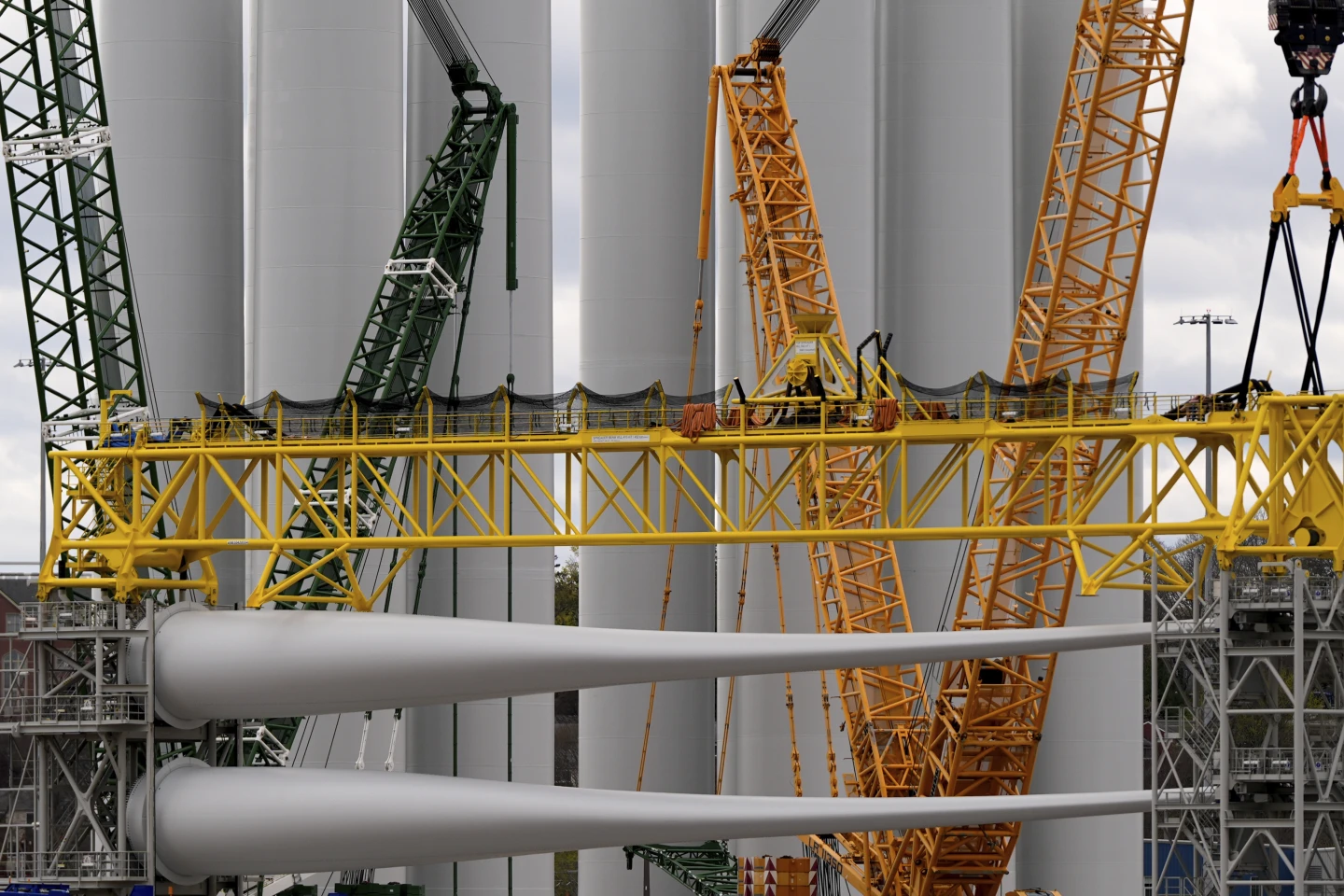 Judicial Ruling Allows Revolution Wind Project to Resume Amidst Controversy