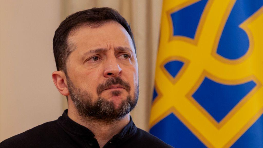 Ukraine’s President Urges Airlines to Avoid Russian Airspace Amid Rising Drone Threats