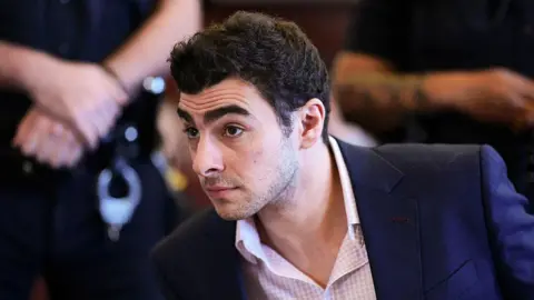 Man Arrested for Impersonating FBI Agent to Free Accused Killer