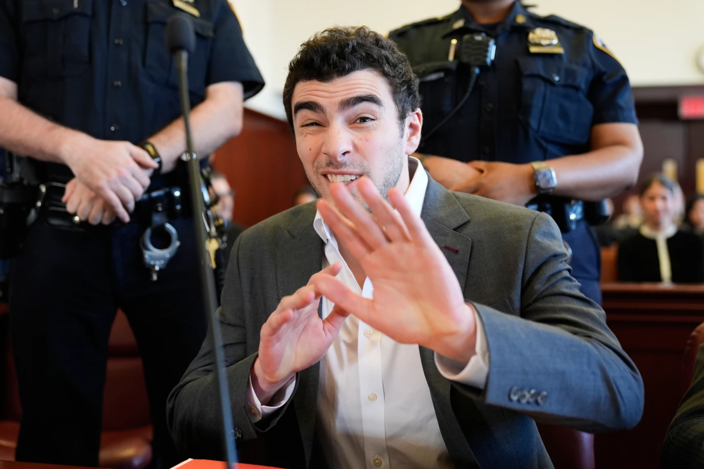 Judge Optimistic as Pretrial Hearing for UnitedHealthcare CEO Murder Case Nears Conclusion