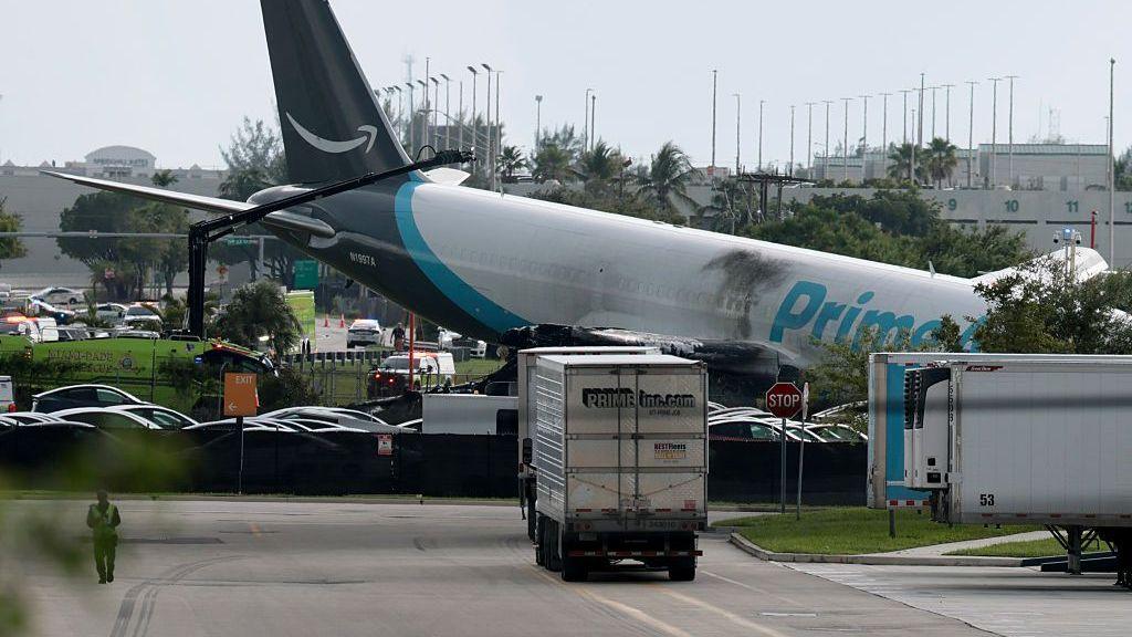 Five People Killed as Amazon Cargo Plane Overshoots Miami Runway