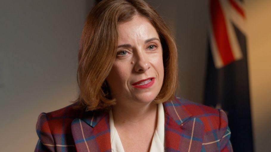 Australia Empowers Users to Disable Social Media Algorithms