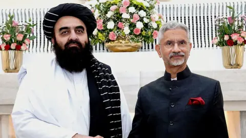 Outrage Erupts Over Exclusion of Female Journalists at Afghan Embassy Event in India