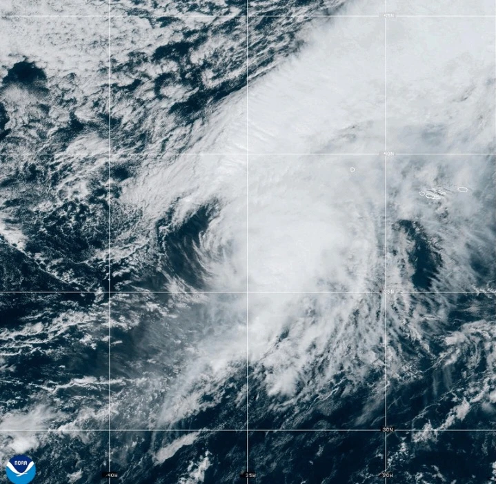 Hurricane Gabrielle Threatens the Azores with Heavy Rain and High Winds