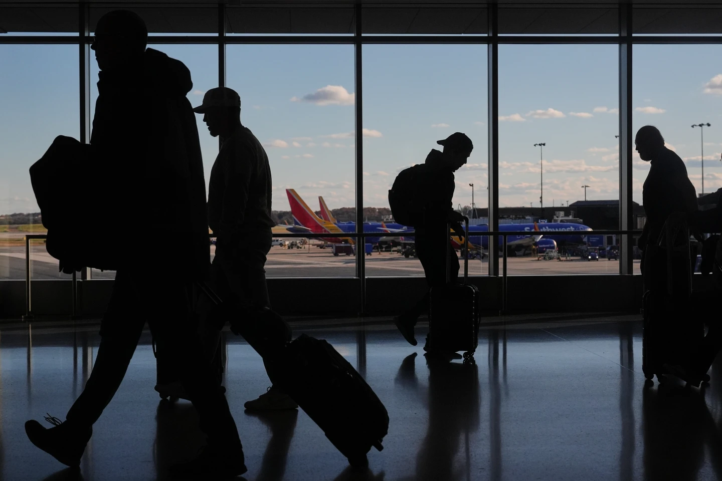 Flight Cancellations Skyrocket as FAA Mandates Deeper Cuts During Government Shutdown