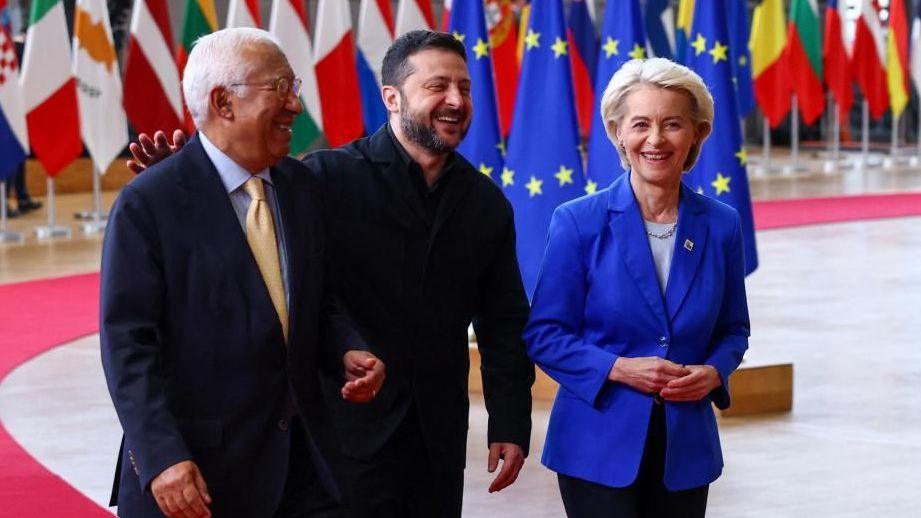 Zelensky arrives at a summit in Brussels with European leaders