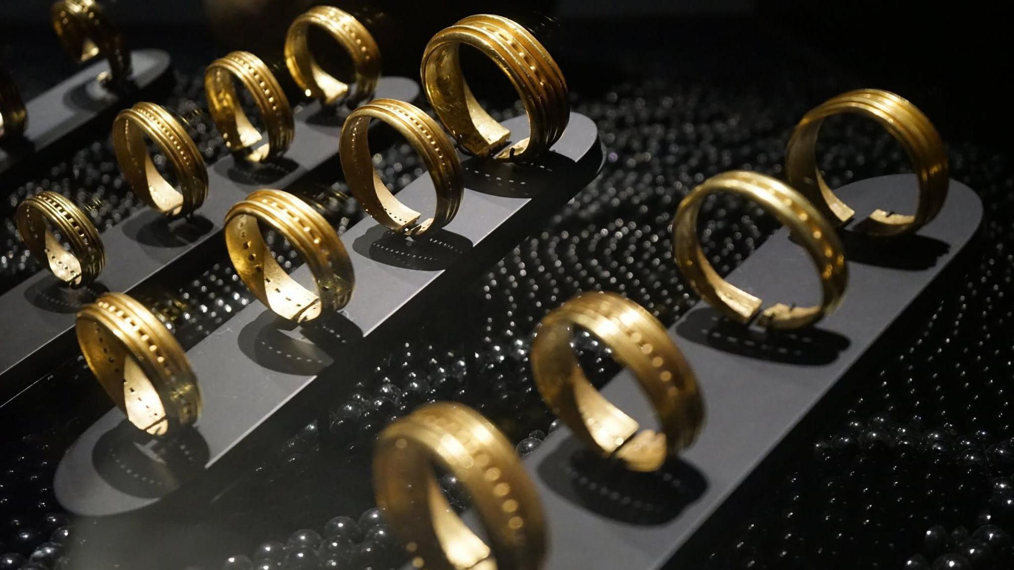 Spanish Museum Heist: Bronze‑Age Gold Collection Stolen in Four Minutes