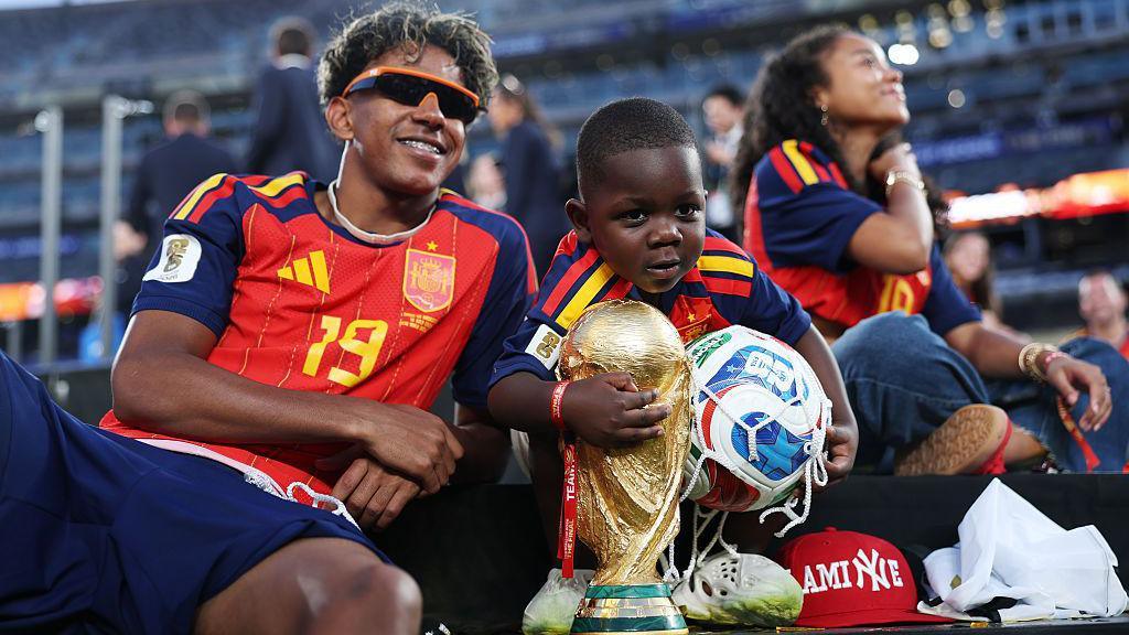 Young Joy: Lamine Yamal’s 3‑Year‑Old Brother Steals the Spotlight