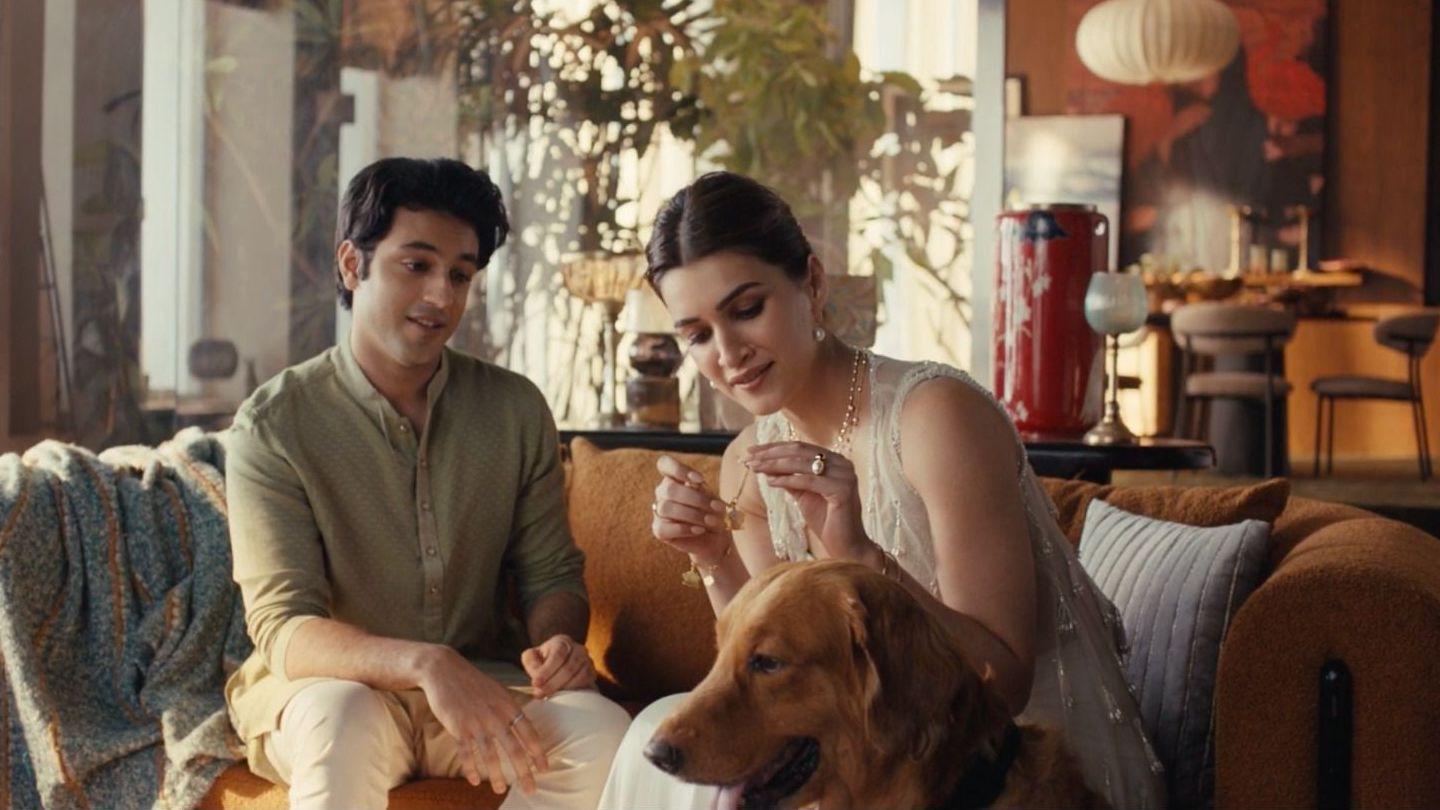 Indian jewellery ad pulled after backlash over actor's outfit