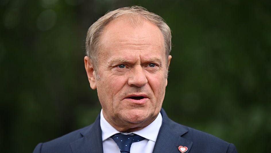 Donald Tusk thanking police for swift and decisive action after the arrest.
