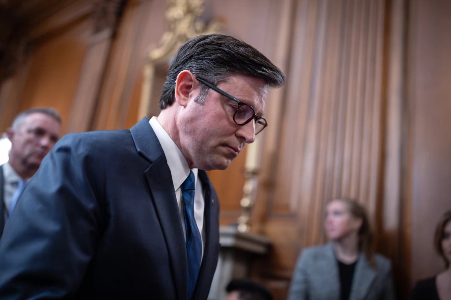 US Government Shutdown: Struggles and Stalemates Amid Crisis