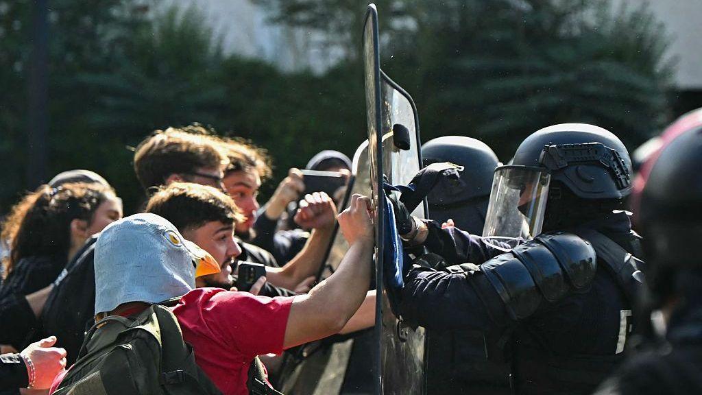 French Student Protests Send Nationwide Alarm, Threaten Macron’s Short‑Term Image
