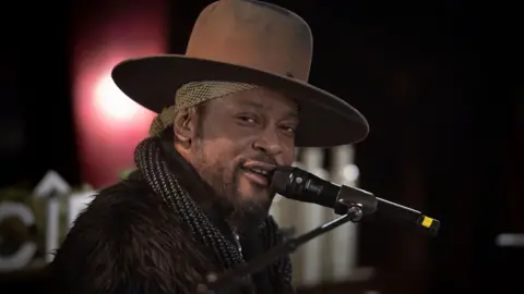 R&B Icon D’Angelo Passes Away at 51 After Battle with Cancer