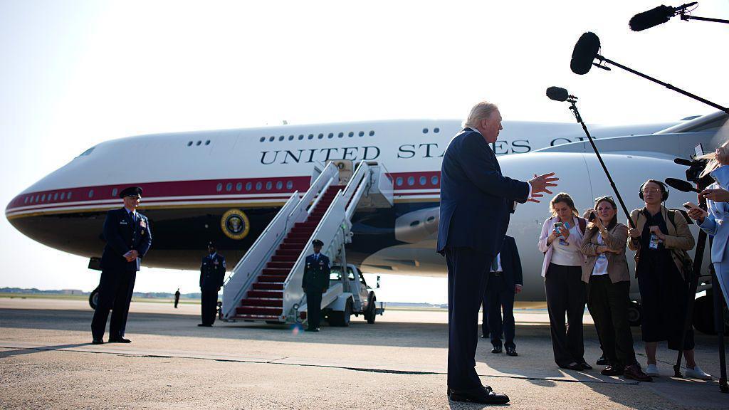 Federal Subpoenas Sent to New York Times Reporters Over Air Force One Security Report