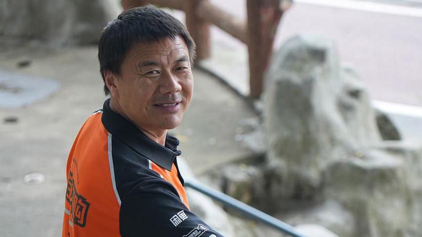 Delivery Rider’s Verses Earn China’s Top Literary Award