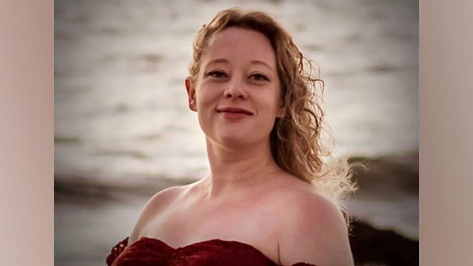 Renee Good’s Family Sues Trump Officials Over ICE Killing in Minneapolis