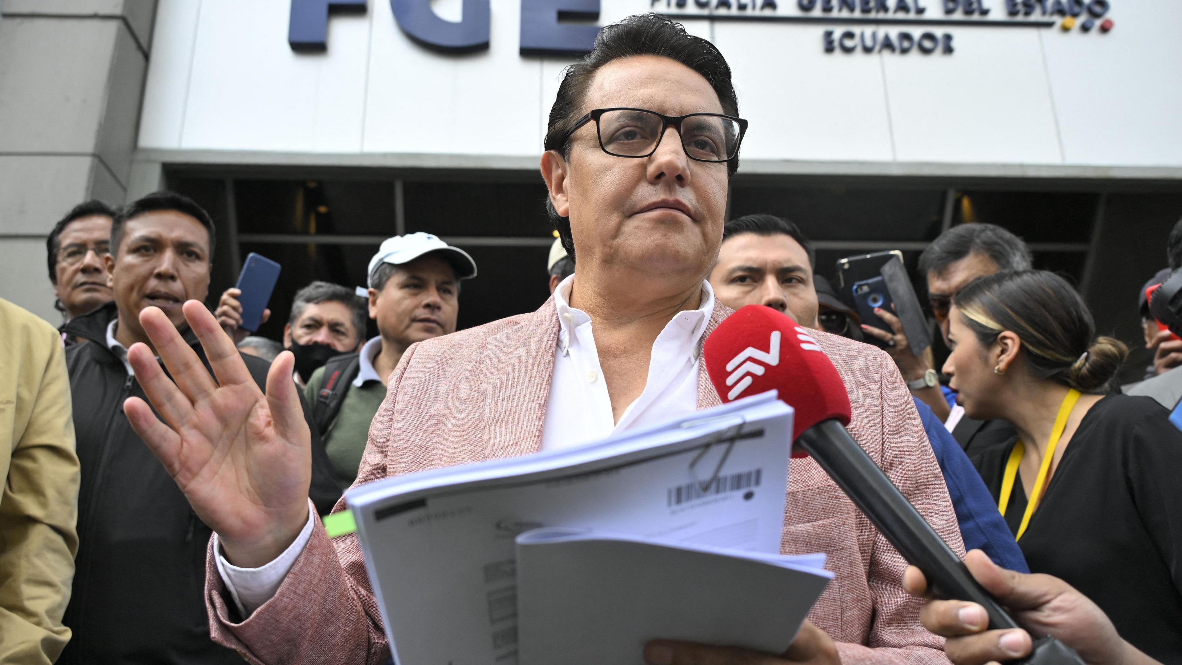 Former Interior Minister José Serrano Charged in Murder of Ecuadorian Presidential Candidate