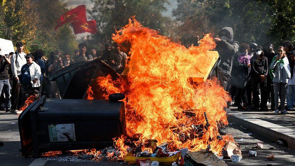 Fires Break Out as French Schools Blockaded in Nationwide Protest