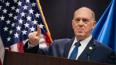 Federal Forces to 'Draw Down' in Minneapolis Amid Protests