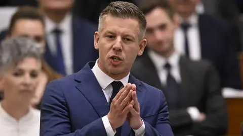 Hungary’s New Rule Caps Prime Minister Term at Eight Years, Stopping Orbán’s Comeback